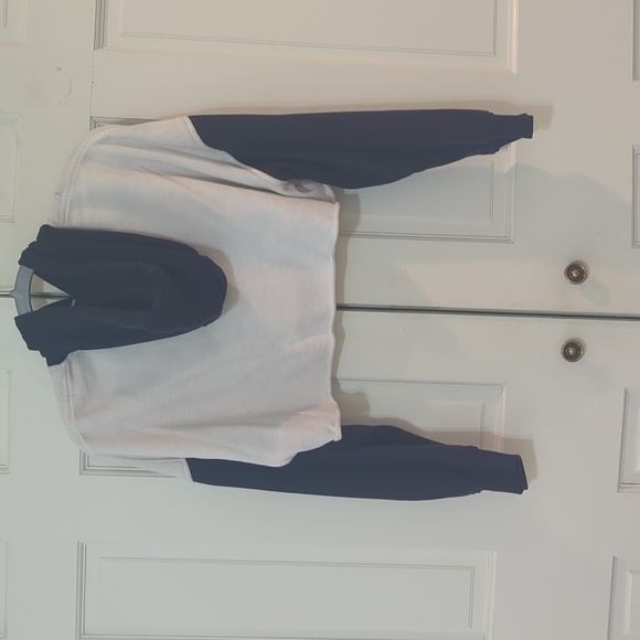 Divided Hawks Cropped Sweatshirt - Picture 2 of 4